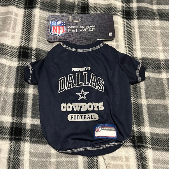 Dallas Cowboys official team pet wear